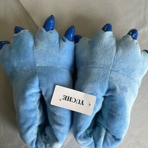 Yuche Blue Plush Monster Slippers